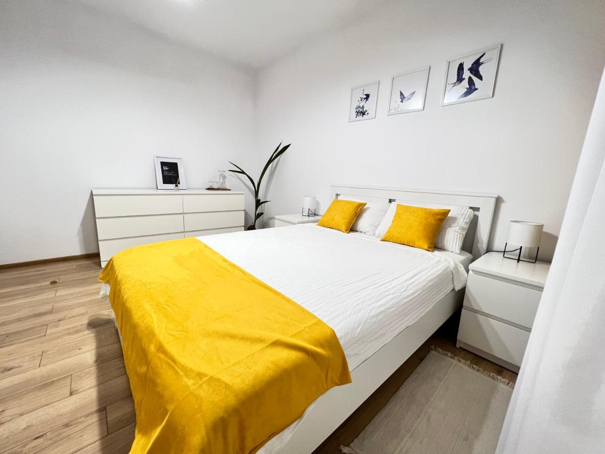 Rsa Apartment - Comfort Near City Centre Bucarest Esterno foto