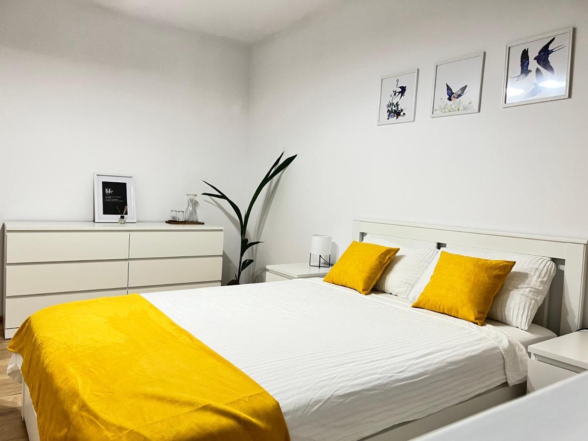 Rsa Apartment - Comfort Near City Centre Bucarest Esterno foto