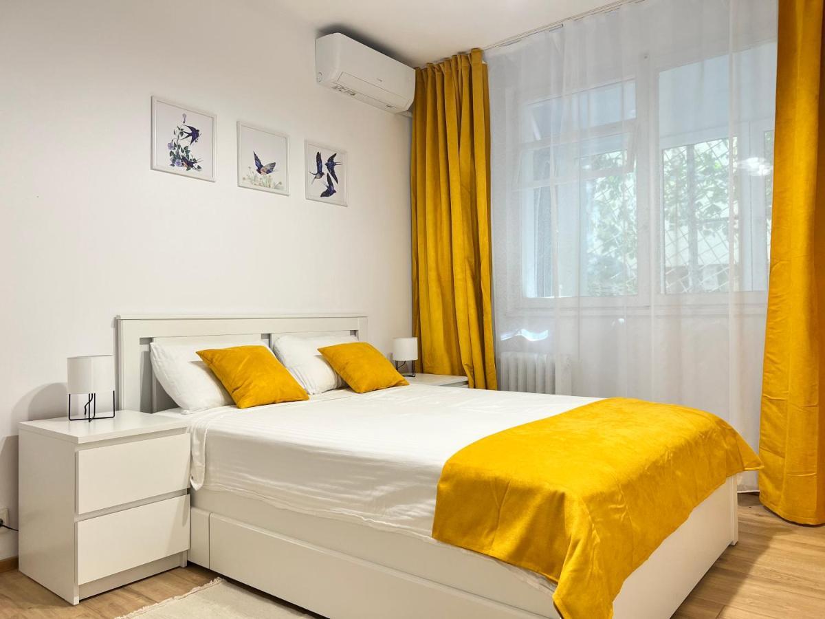 Rsa Apartment - Comfort Near City Centre Bucarest Esterno foto